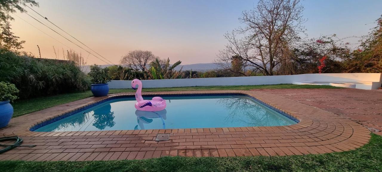 Hotel On The Ridge à Pretoria-Noord Extérieur photo